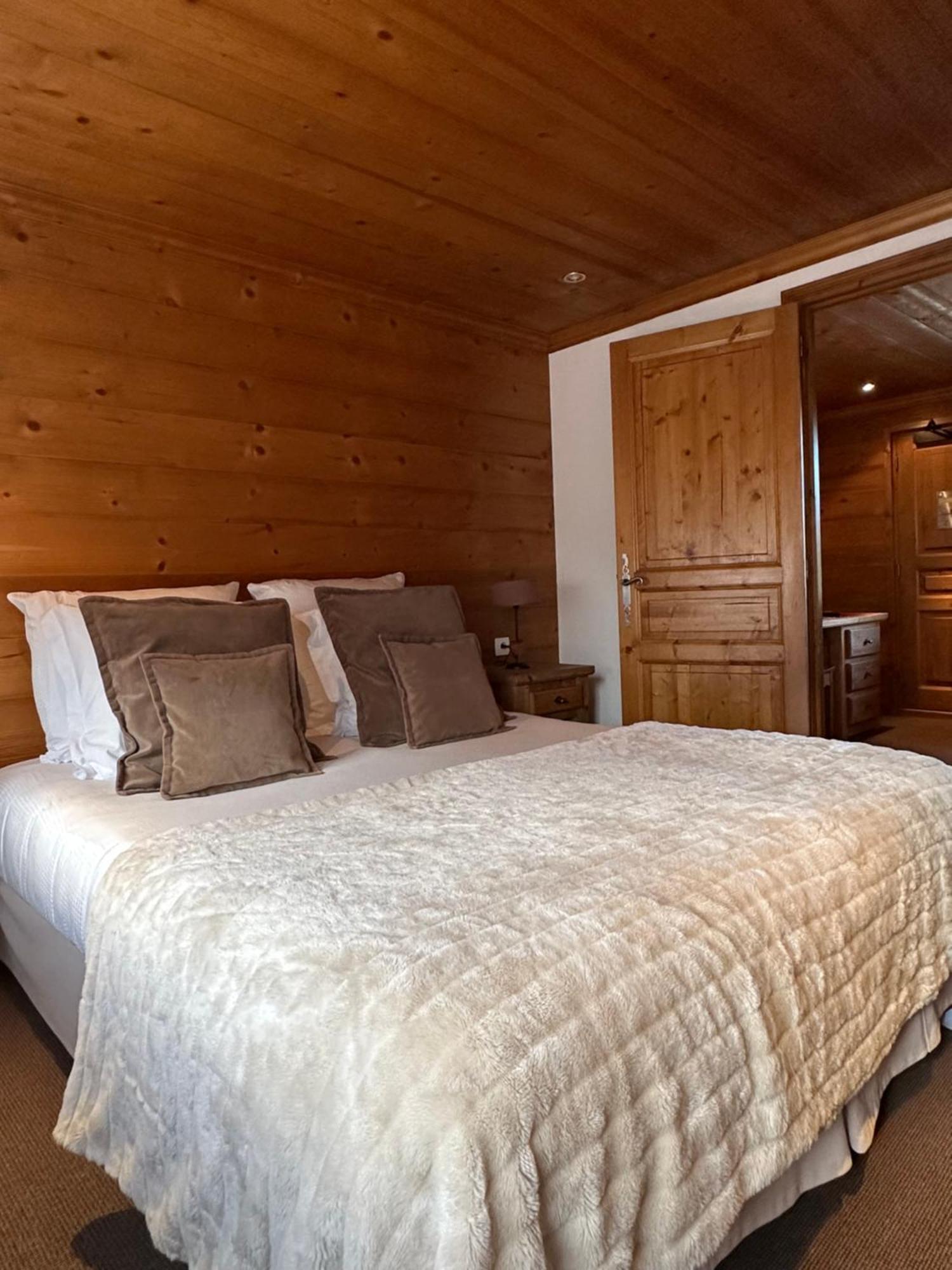 Hotel Les Peupliers Корчевел Екстериор снимка