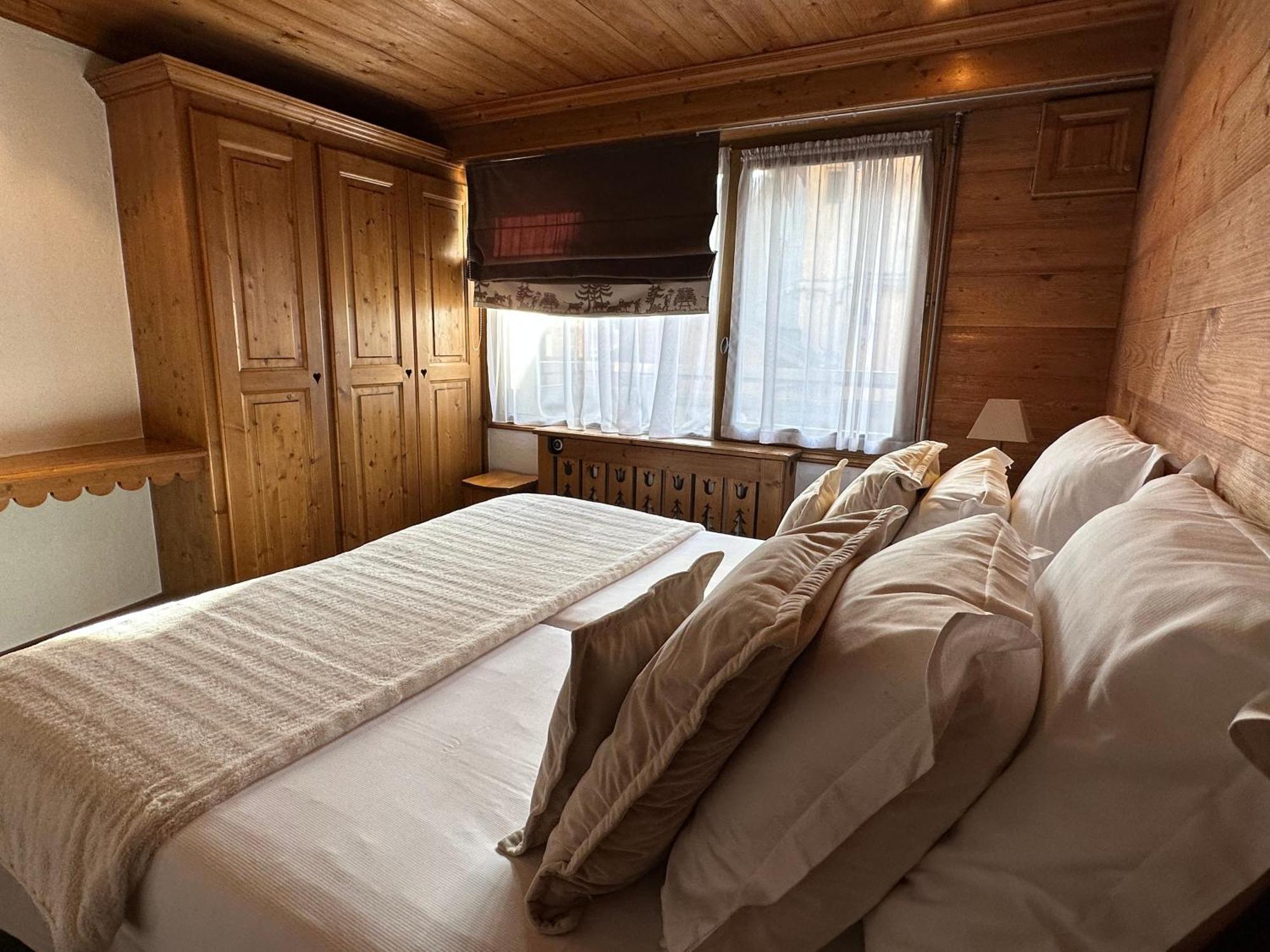 Hotel Les Peupliers Корчевел Екстериор снимка